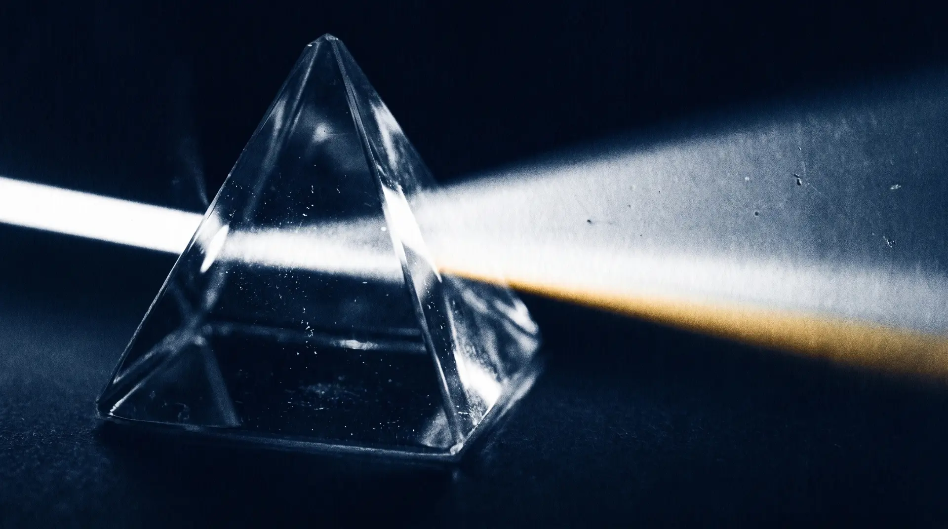 Prism splitting a beam of light into a spectrum
